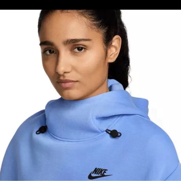 NWT Nike Women's Sportswear Tech Fleece Oversized Hoodie Royal Pulse- X-Small XS - Picture 3 of 4